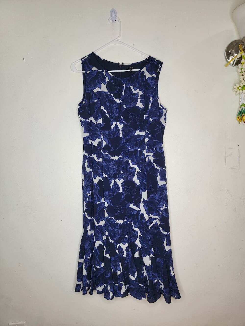 Talbots Navy and White Floral Sleeveless Midi Dress